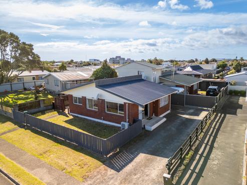 14A Seaspray Drive, Mount Maunganui