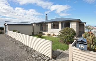 19 Osborne Street, Riverton