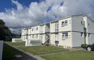 1341 High Street, Taita