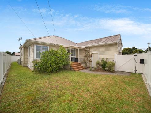 36 Kelvin Road, Papakura