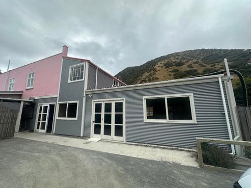 13 Beach Road, Paekakariki