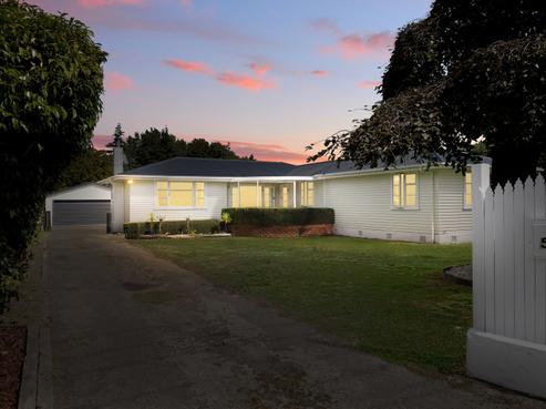 53 Tui Street, Pahiatua