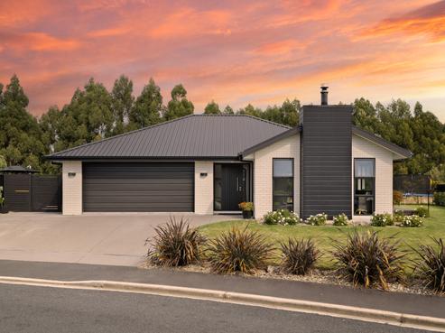 9 Tate Crescent, Green Island