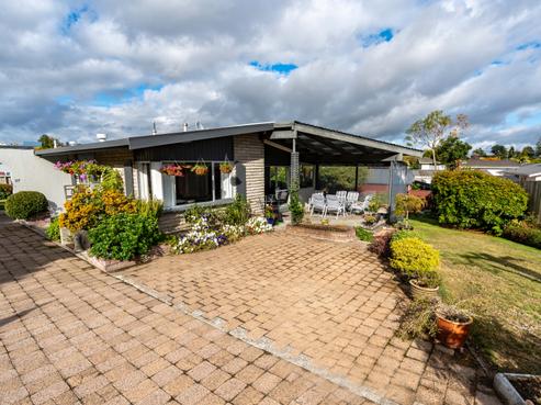 27 Glamis Avenue, Dinsdale