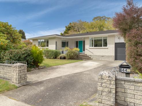 44 Holdsworth Avenue, Trentham