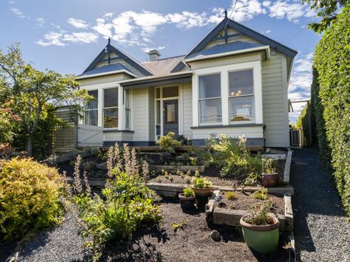 78 Preston Crescent, Belleknowes