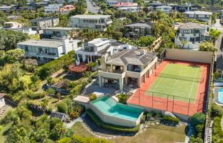 207 Beach Road, Campbells Bay