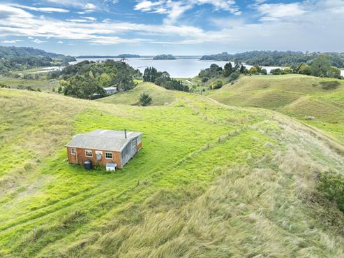 11 Kutarere Wharf Road, Opotiki and Surrounds
