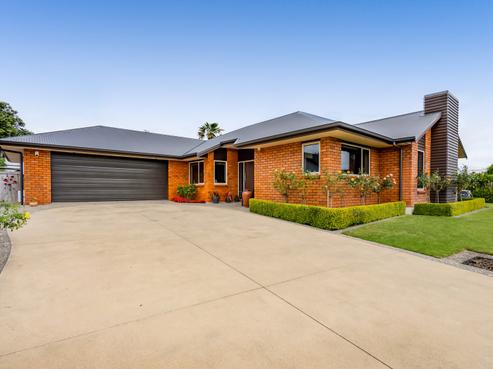 7 Portland Drive, Highlands Park