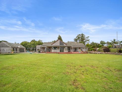 22 Falls Road, Hunua