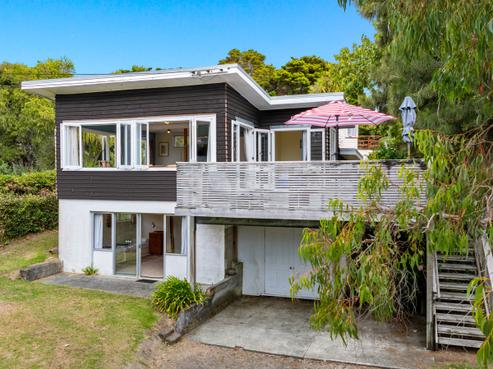 31 Matheson Bay Road, Leigh