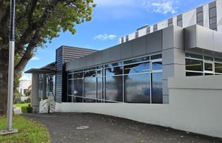 City fringe quality office