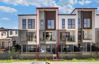 7B Coast Garden Drive, Hobsonville