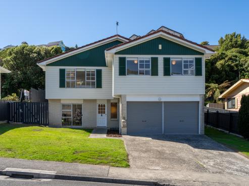 42 Cortina Avenue, Johnsonville