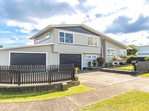 4 Lindsey Crescent, Springvale