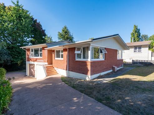 13 Dawn Rise, Glenview