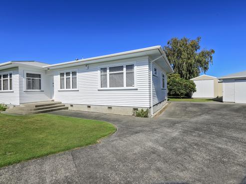 437 Dalcross Street, Mayfair