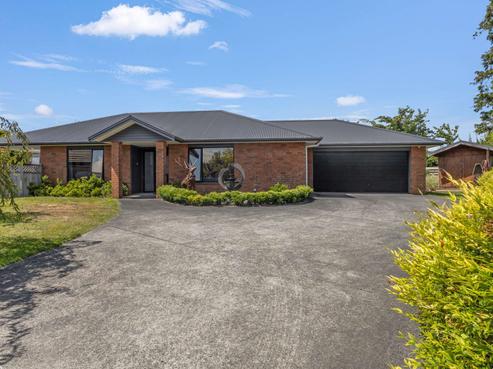 5B Estate Grove, Inglewood