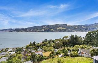 51 Wharfdale Street, Macandrew Bay