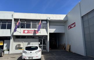 Functional Wairau industrial with no BC – 447sqm