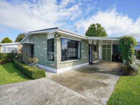 19B Gordon Street, Strathern