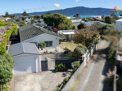 21A Olive Terrace, Paraparaumu Beach
