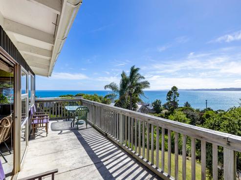 6C Whaanga Road, Raglan