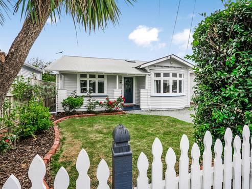 51 Nelson Street, Petone