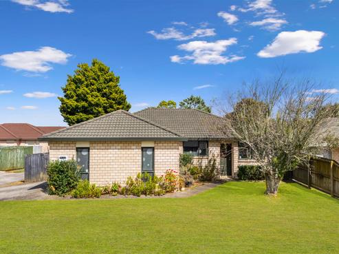 5 Les Marston Place, Pukekohe