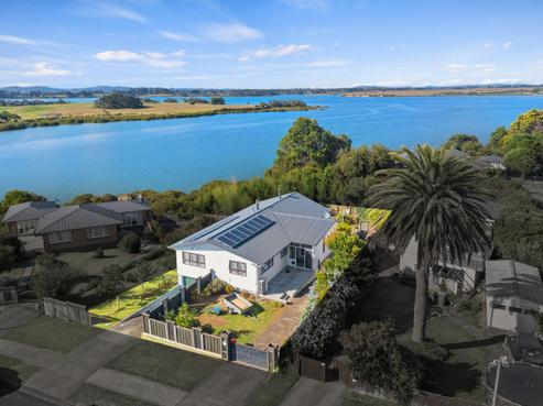 37 Estuary Road, Weymouth