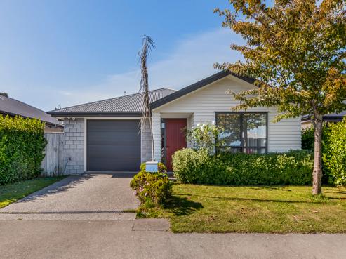 25 George West Square, Halswell
