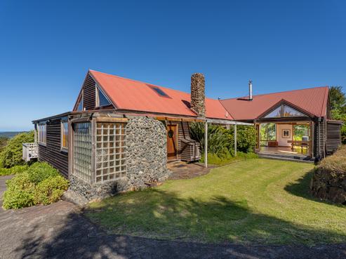127 Pumpkin Hill Road, Tairua