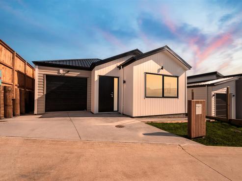 46 Whakairo Crescent, Gulf Harbour