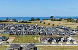   Whakairo Crescent, Gulf Harbour