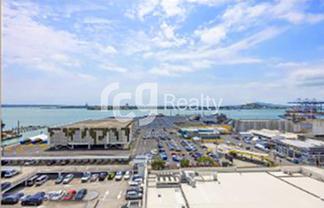 Level 4, 2 Beach Road  I  "Serenity at Scene"