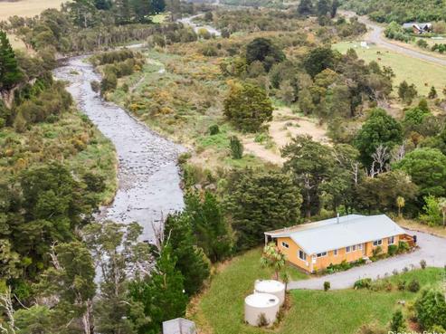 295 Mount Holdsworth Road, Carterton