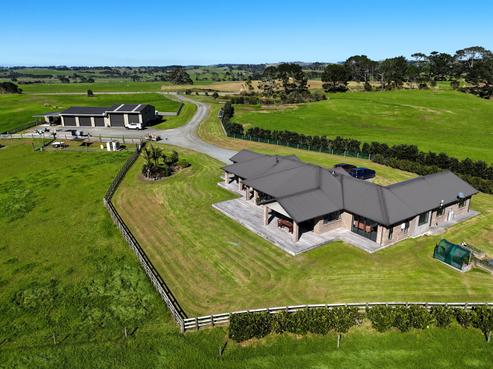 60 Scarrott Road, Te Kopuru