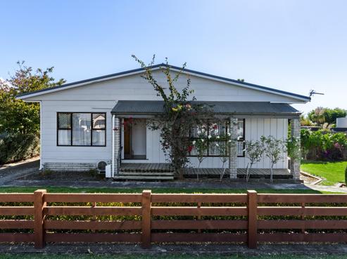 15 Haldane Street, Elgin