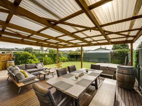 57 Nelson Crescent, Napier South