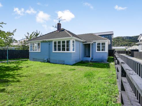 24 Pearce Crescent, Taita