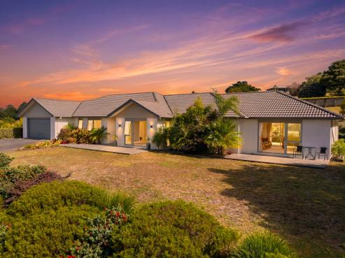 7 Palm Drive, Kerikeri