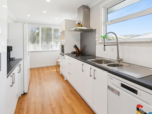 45 Victory Crescent, Tawa