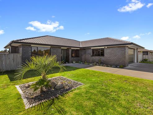 32 Honeyfield Drive, Whalers Gate