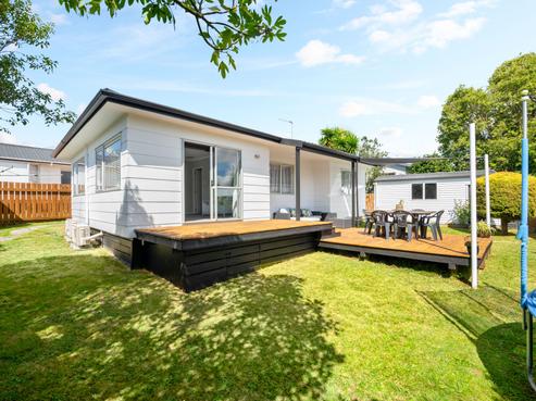 8C Huia Avenue, Forest Lake