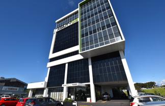 GROUND FLOOR SHOWROOM / OFFICE
