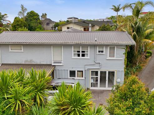 31 Copperfield Terrace, Mellons Bay