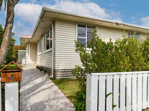 4 Kenmore Street, Newlands
