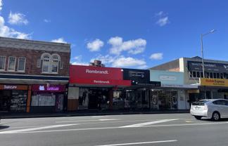 Small Retail with Great Exposure