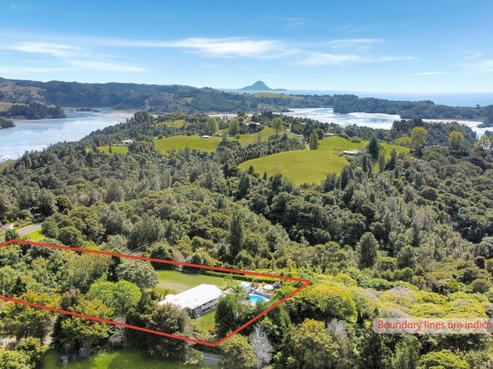 92 Paparoa Road, Wainui