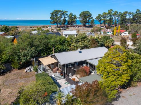4 Titoki Street, Rarangi